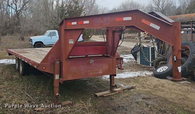 image for item NP9345 2006 Load Max equipment trailer