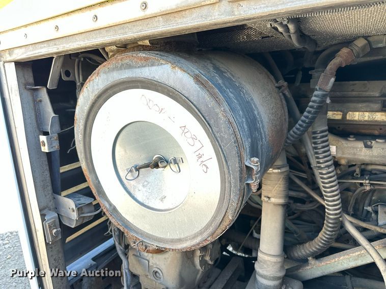 image for item NP9647 1997 Prevost H3-45 coach bus