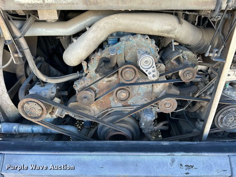 image for item NP9647 1997 Prevost H3-45 coach bus