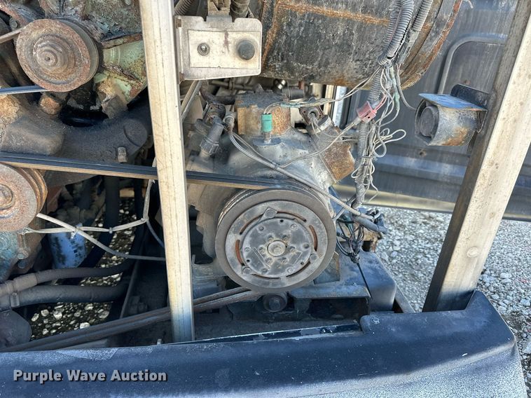 image for item NP9647 1997 Prevost H3-45 coach bus