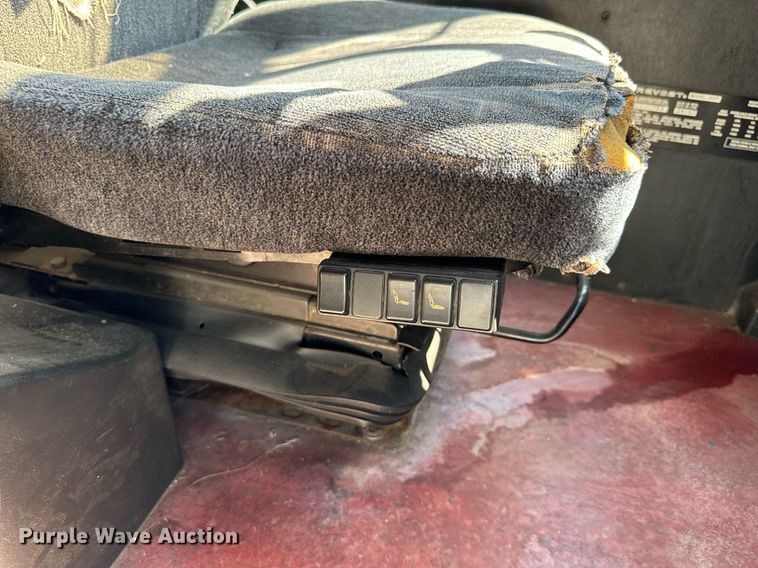 image for item NP9647 1997 Prevost H3-45 coach bus