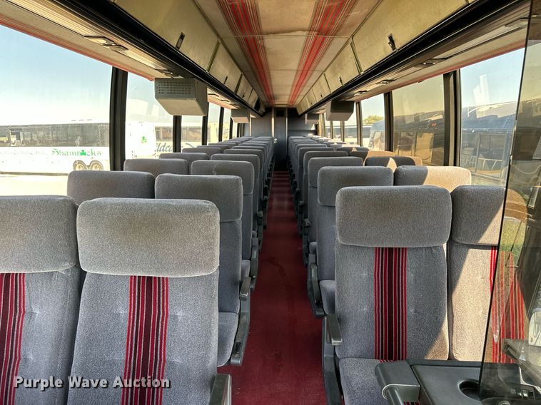 image for item NP9647 1997 Prevost H3-45 coach bus