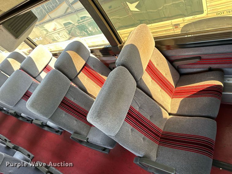 image for item NP9647 1997 Prevost H3-45 coach bus