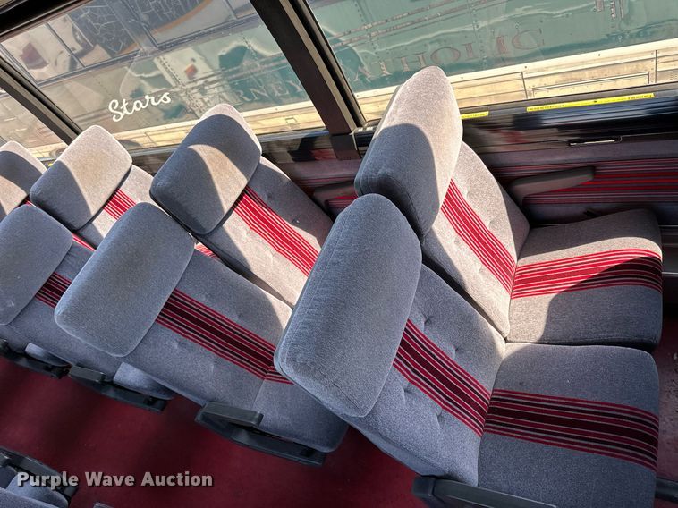 image for item NP9647 1997 Prevost H3-45 coach bus