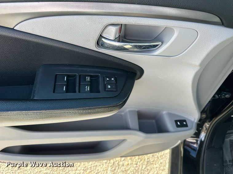 image for item NS9064 2016 Honda Pilot SUV