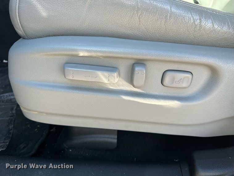 image for item NS9064 2016 Honda Pilot SUV