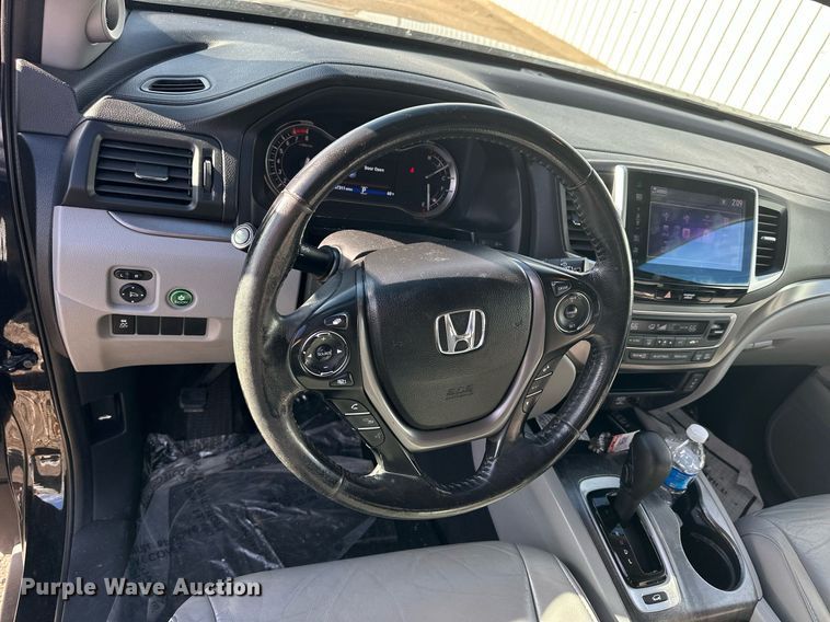 image for item NS9064 2016 Honda Pilot SUV