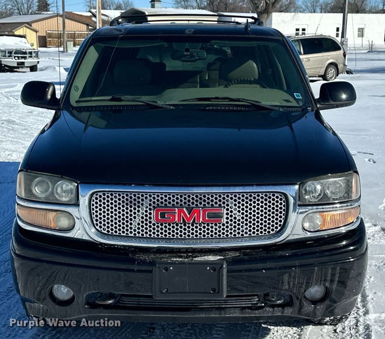 image for item NS9166 2006 GMC Yukon XL Denali SUV