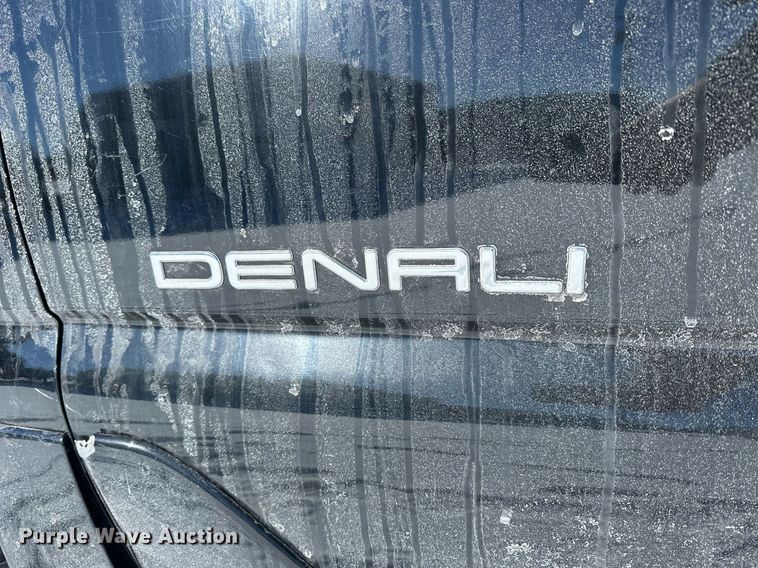 image for item NS9166 2006 GMC Yukon XL Denali SUV