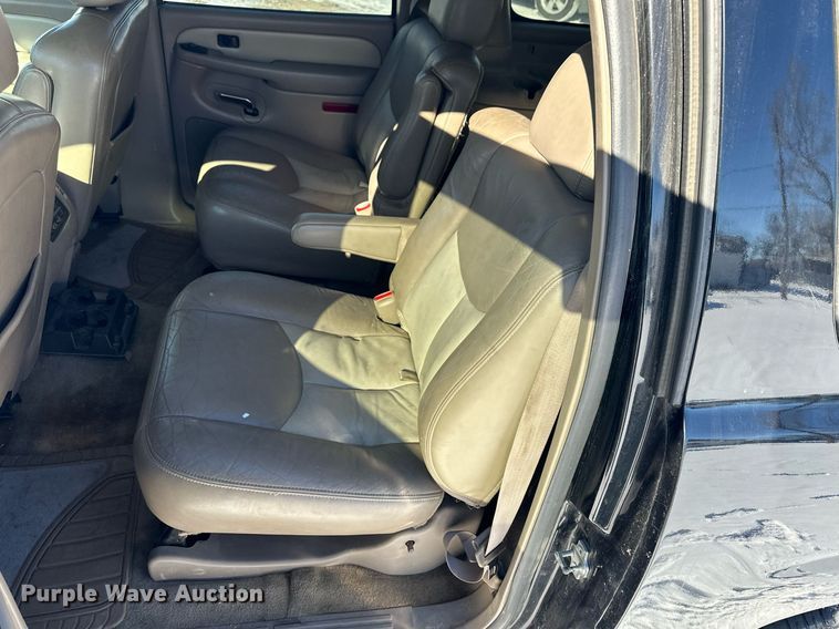 image for item NS9166 2006 GMC Yukon XL Denali SUV