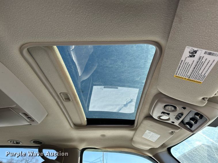 image for item NS9166 2006 GMC Yukon XL Denali SUV