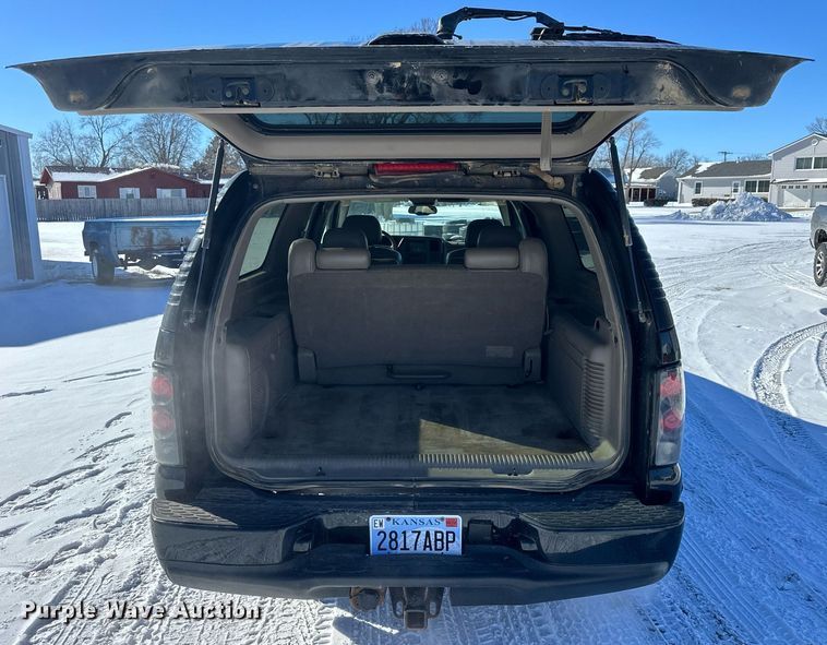 image for item NS9166 2006 GMC Yukon XL Denali SUV