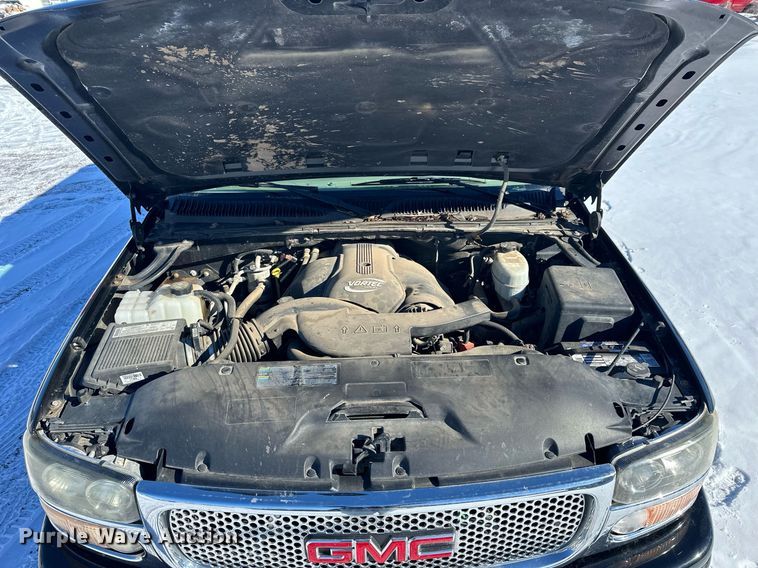 image for item NS9166 2006 GMC Yukon XL Denali SUV