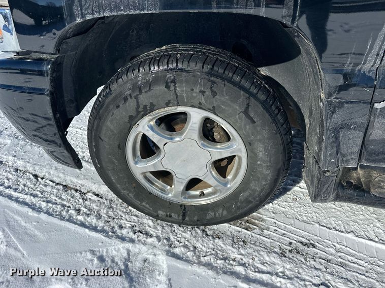 image for item NS9166 2006 GMC Yukon XL Denali SUV