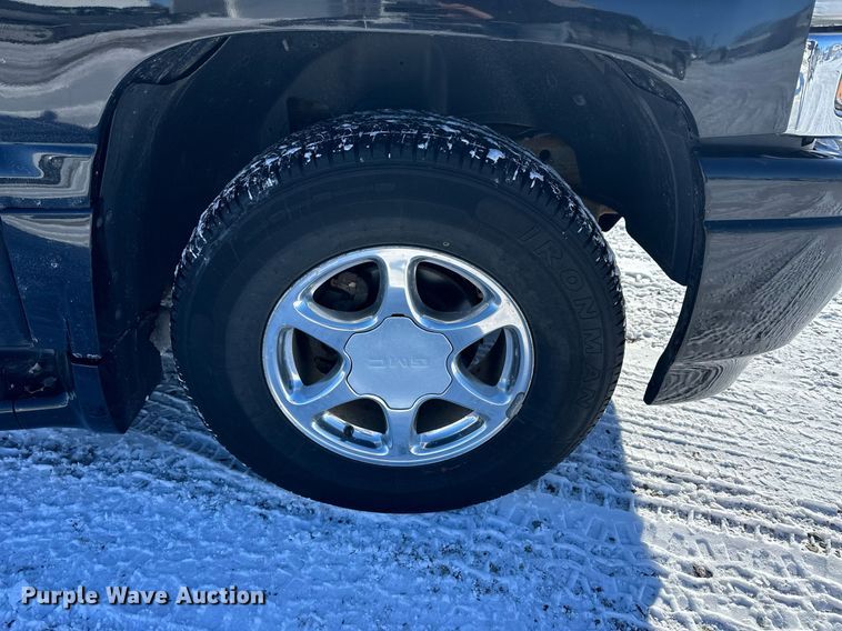 image for item NS9166 2006 GMC Yukon XL Denali SUV