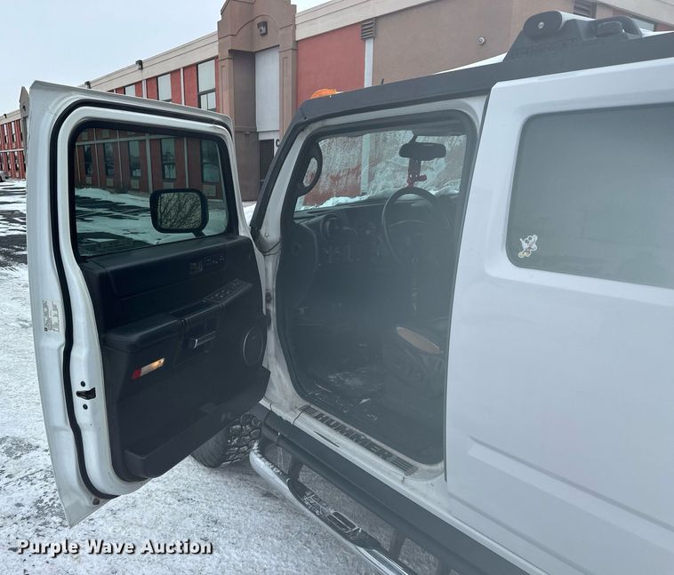image for item NS9168 2005 Hummer H2 SUV