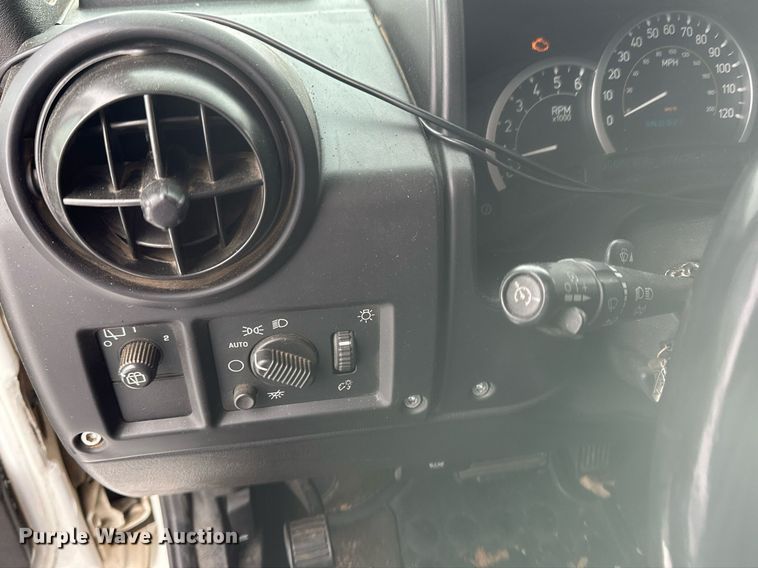 image for item NS9168 2005 Hummer H2 SUV