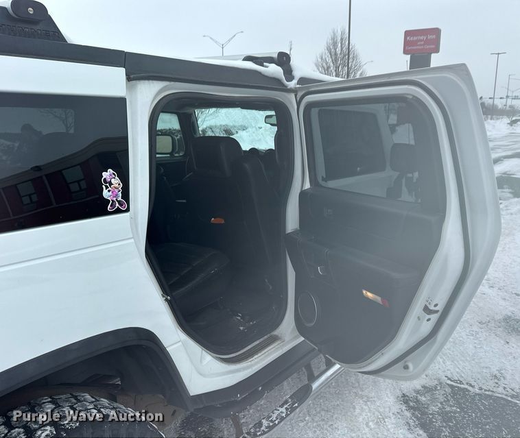 image for item NS9168 2005 Hummer H2 SUV