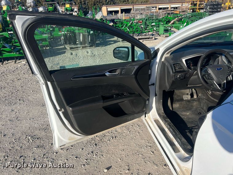 image for item OA9203 2016 Ford Fusion SE 