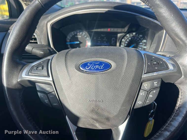 image for item OA9203 2016 Ford Fusion SE 