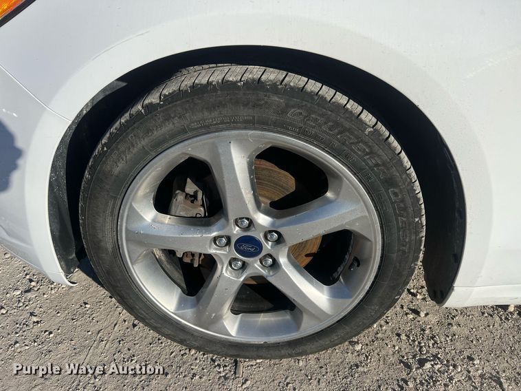 image for item OA9203 2016 Ford Fusion SE 