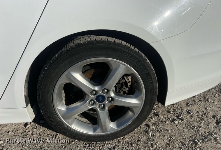 image for item OA9203 2016 Ford Fusion SE 