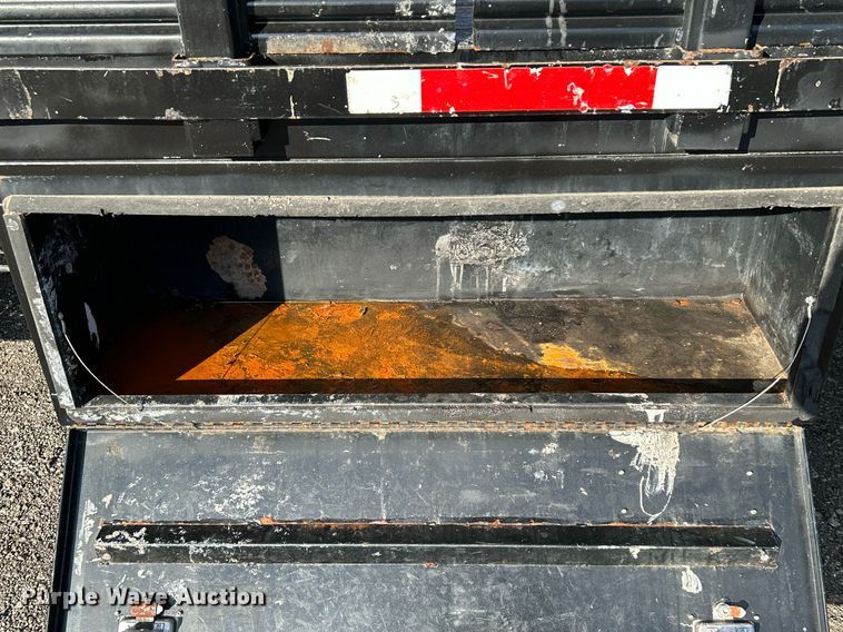 image for item OI9503 2010 Hino 185 flatbed truck