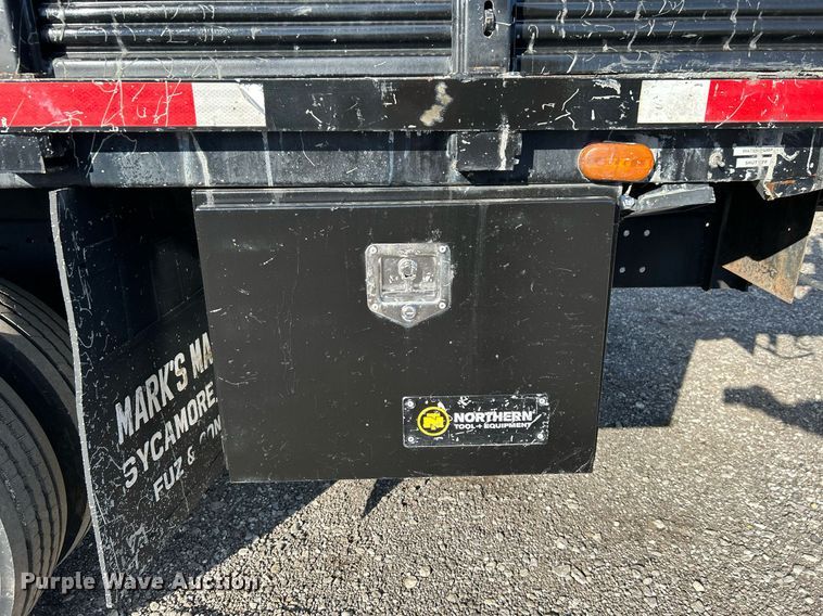 image for item OI9503 2010 Hino 185 flatbed truck