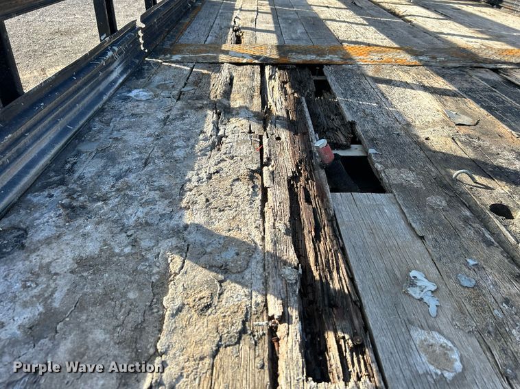 image for item OI9503 2010 Hino 185 flatbed truck