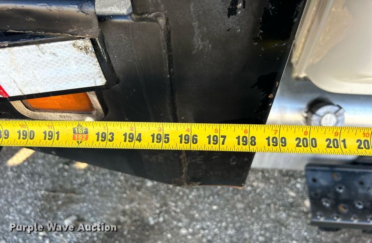 image for item OI9503 2010 Hino 185 flatbed truck