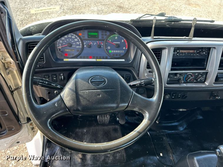 image for item OI9503 2010 Hino 185 flatbed truck