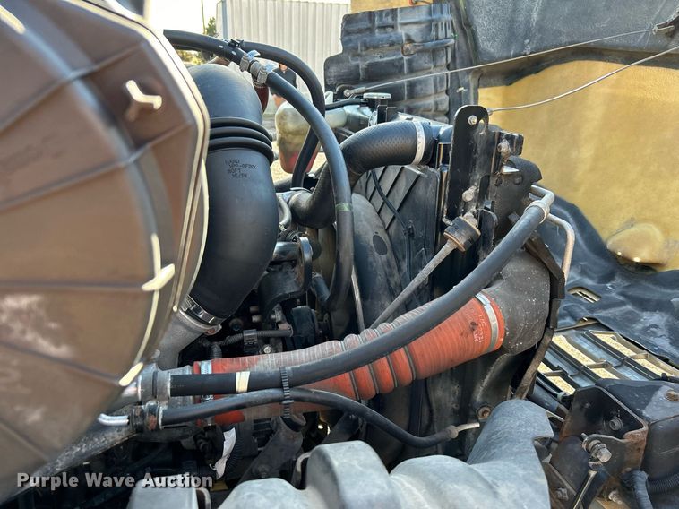 image for item OI9503 2010 Hino 185 flatbed truck