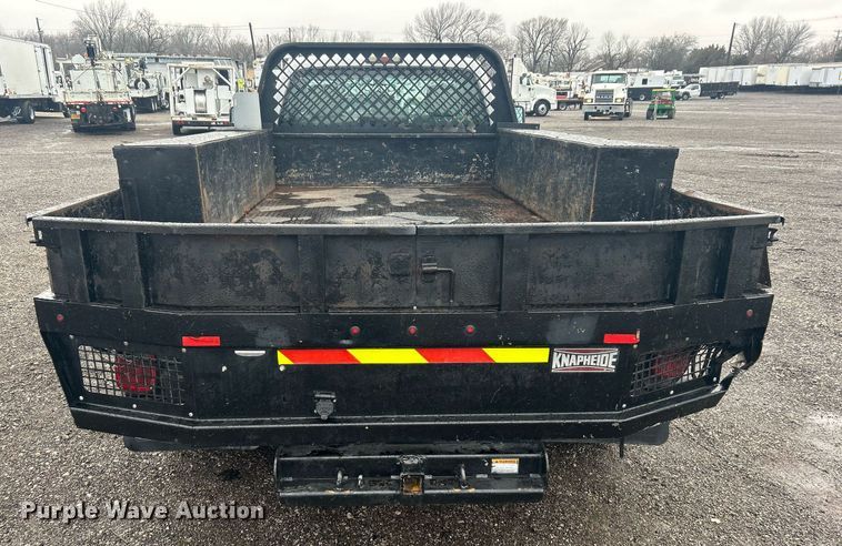 image for item OI9509 2012 Ford F550 Super Duty flatbed truck