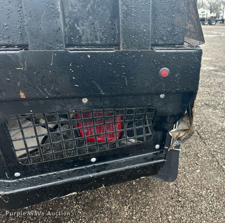 image for item OI9509 2012 Ford F550 Super Duty flatbed truck