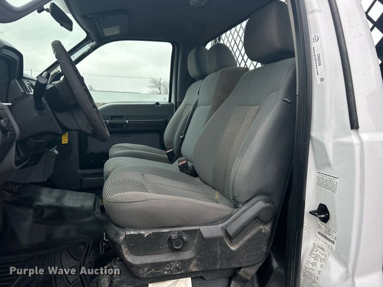 image for item OI9509 2012 Ford F550 Super Duty flatbed truck