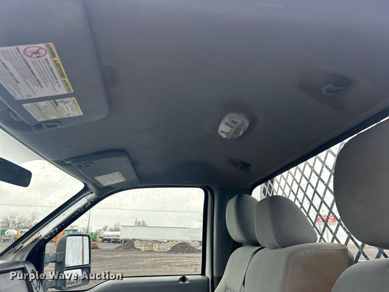 image for item OI9509 2012 Ford F550 Super Duty flatbed truck