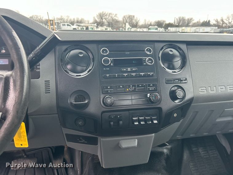 image for item OI9509 2012 Ford F550 Super Duty flatbed truck