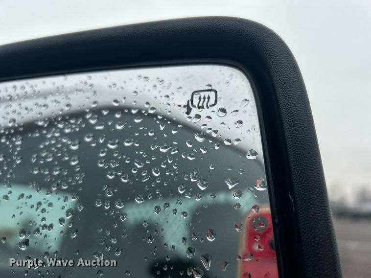 image for item OI9509 2012 Ford F550 Super Duty flatbed truck