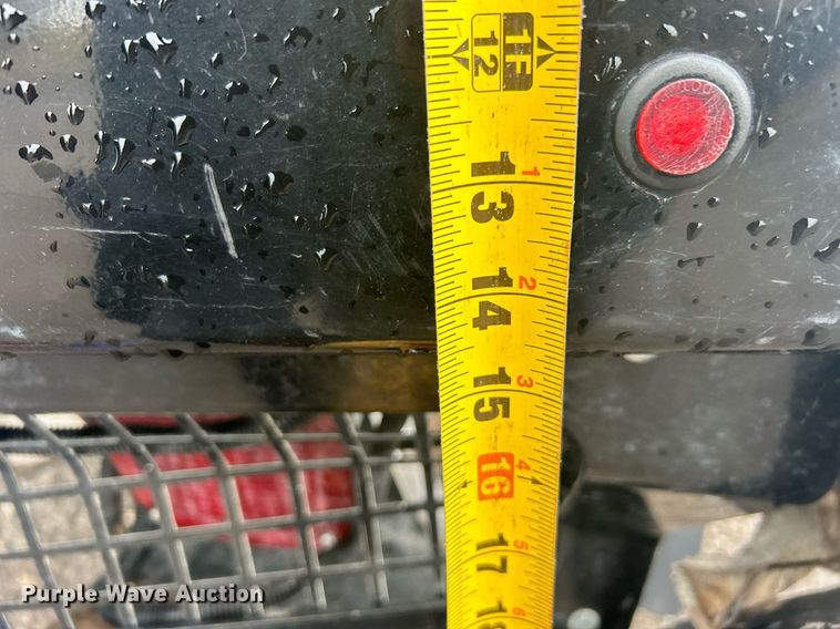 image for item OI9509 2012 Ford F550 Super Duty flatbed truck