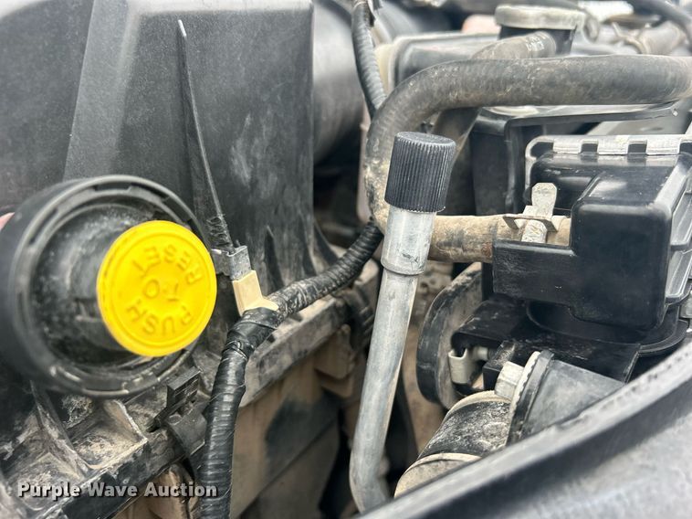 image for item OI9509 2012 Ford F550 Super Duty flatbed truck