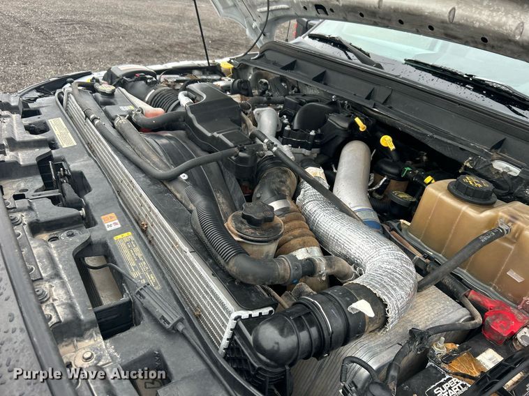 image for item OI9509 2012 Ford F550 Super Duty flatbed truck