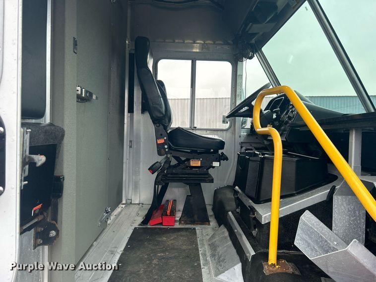 image for item OI9511 2018 Freightliner  MT45 refrigerated delivery van