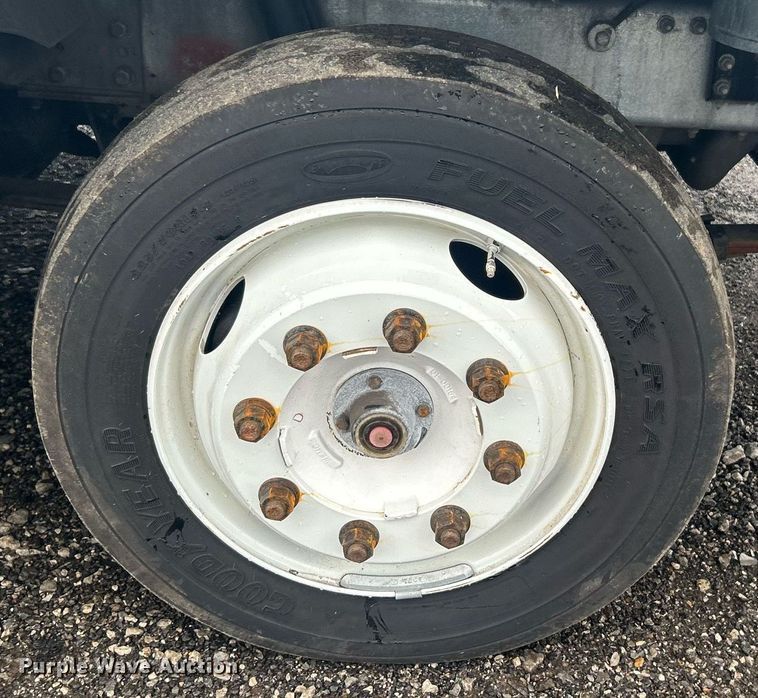 image for item OI9511 2018 Freightliner  MT45 refrigerated delivery van