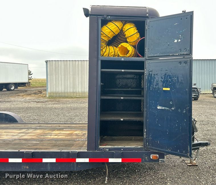 image for item OI9516 2000 Roadrunner Trailer Mfg.  20ME22 utility trailer