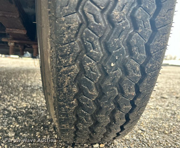 image for item OI9516 2000 Roadrunner Trailer Mfg.  20ME22 utility trailer