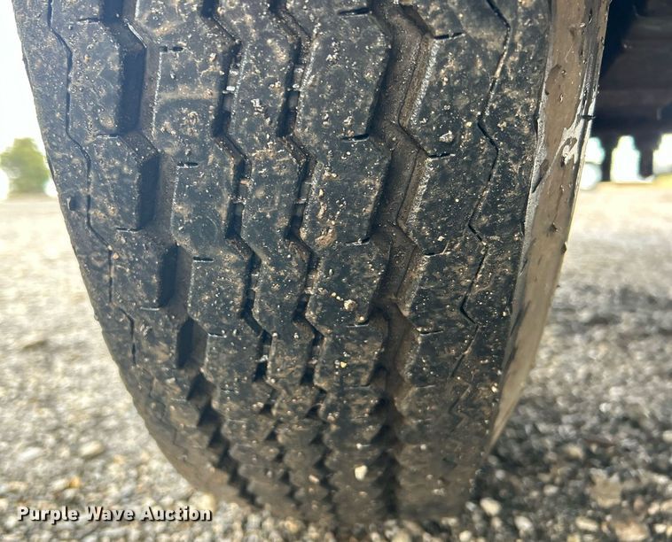 image for item OI9516 2000 Roadrunner Trailer Mfg.  20ME22 utility trailer