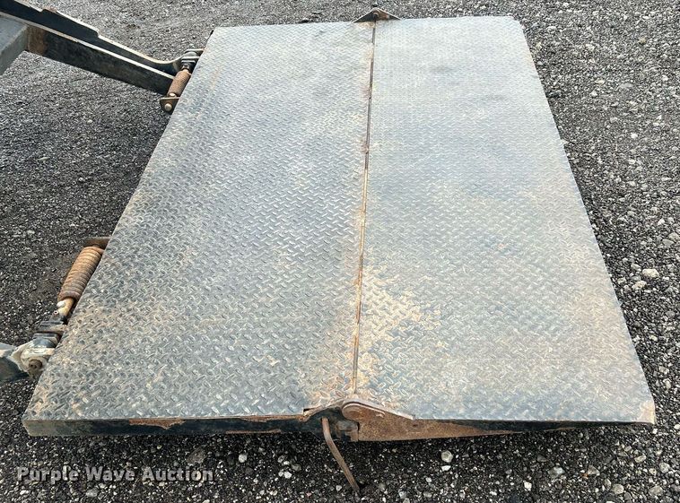 image for item OI9518 2017 Freightliner  Business Class M2 box truck