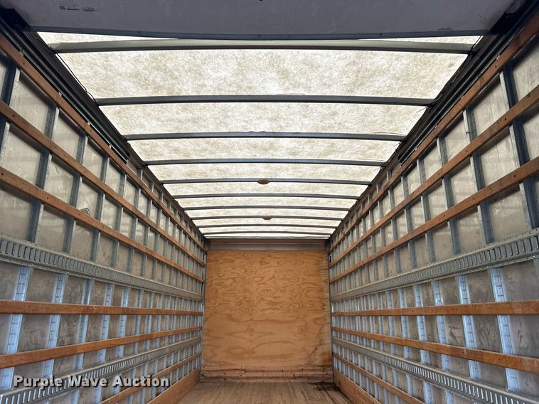 image for item OI9518 2017 Freightliner  Business Class M2 box truck