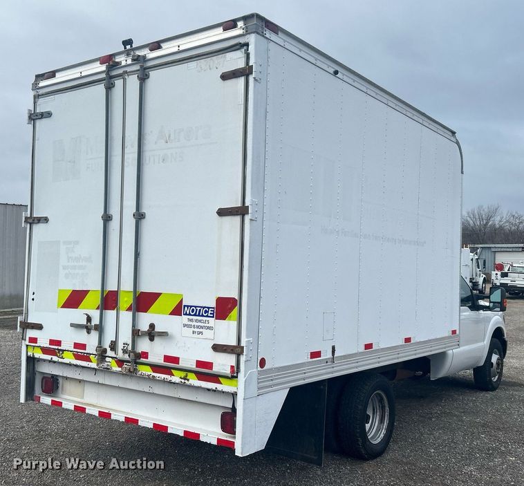 image for item OI9524 2016 Ford F350 Super Duty  box truck