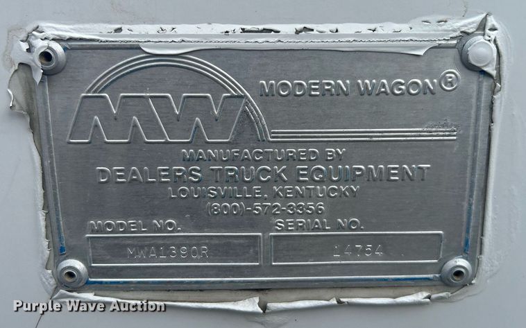 image for item OI9524 2016 Ford F350 Super Duty  box truck